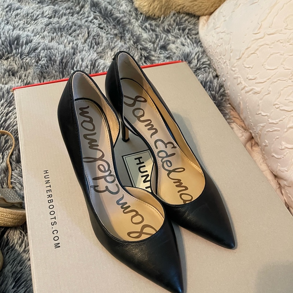 Size 7 Sam Edelman heels. Hardly worn.